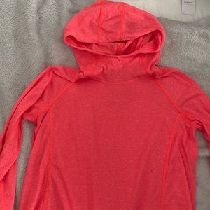 underarmour bright pink workout long sleeve